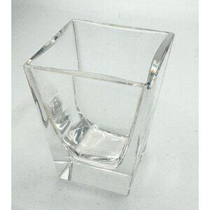 Clear Square Glass Vase For Home/Office Decor Or Floral Arrangements